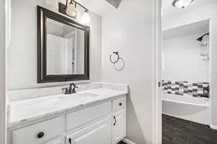 11 Winrock Pl, The Woodlands, TX 77382 - Photo 21
