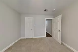16 W Bigelow Oak Ct, The Woodlands, TX 77381 - Photo 9