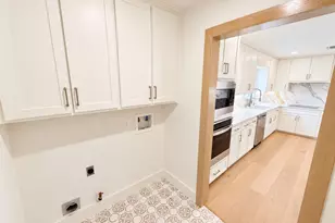 10322 Burgoyne Rd, Houston, TX 77042 - Photo 13