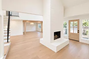 10322 Burgoyne Rd, Houston, TX 77042 - Photo 3