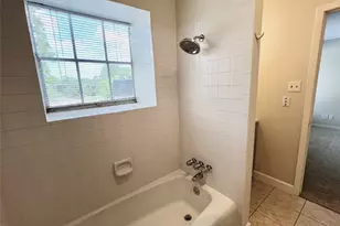 9001 Gaylord St, Houston, TX 77024 - Photo 19