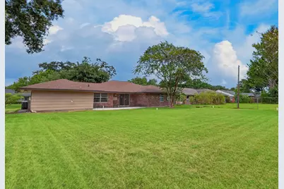 5027 Creekbend Drive, Houston, TX 77035 - Photo 5