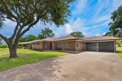 5027 Creekbend Drive, Houston, TX 77035 - Photo 7