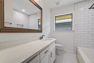 5027 Creekbend Dr, Houston, TX 77035 - Photo 13