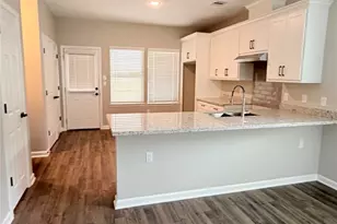 7034 Smilax St, Houston, TX 77088 - Photo 13