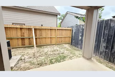 7034 Smilax Street #B, Houston, TX 77088 - Photo 17