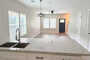 7034 Smilax St, Houston, TX 77088 - Photo 7