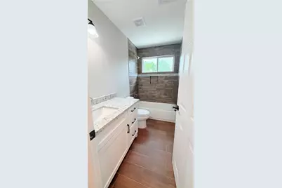 7034 Smilax Street #B, Houston, TX 77088 - Photo 21