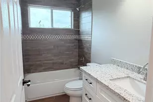 7034 Smilax St, Houston, TX 77088 - Photo 3
