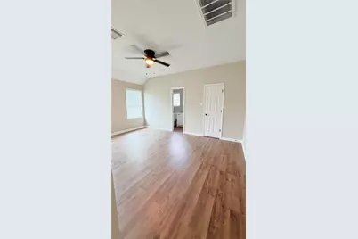 7034 Smilax Street #B, Houston, TX 77088 - Photo 19