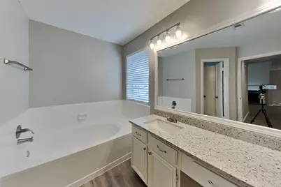 16819 Kettle Creek Drive, Spring, TX 77379 - Photo 11