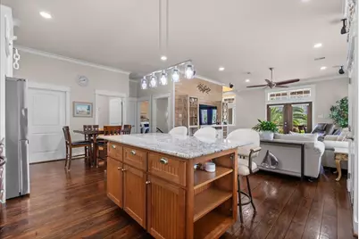 808 Elm Road, Clear Lake Shores, TX 77565 - Photo 17