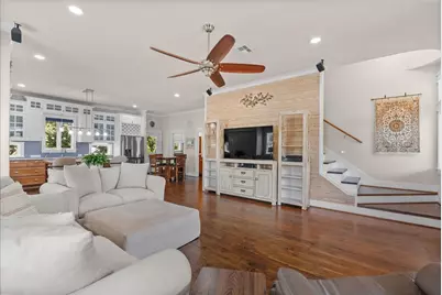 808 Elm Road, Clear Lake Shores, TX 77565 - Photo 11