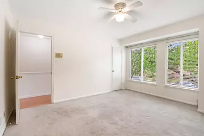 6332 Chevy Chase Drive #16, Houston, TX 77057 - Photo 9