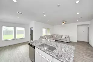 3521 Rockefeller Rd, Texas City, TX 77591 - Photo 23