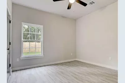 4425 Clover Street #02, Houston, TX 77051 - Photo 9