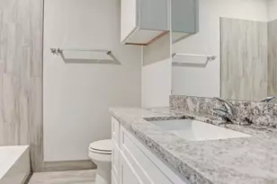 4425 Clover St, Houston, TX 77051 - Photo 7