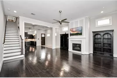 239 W 27th Street, Houston, TX 77008 - Photo 17