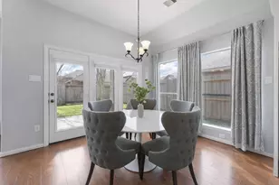 27515 Chris Ridge Ct, Spring, TX 77386 - Photo 11