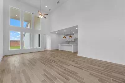 7819 Clover Gully Lane, Katy, TX 77493 - Photo 9