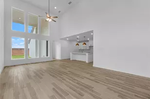 7819 Clover Gully Ln, Katy, TX 77493 - Photo 9