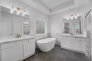 7819 Clover Gully Ln, Katy, TX 77493 - Photo 11
