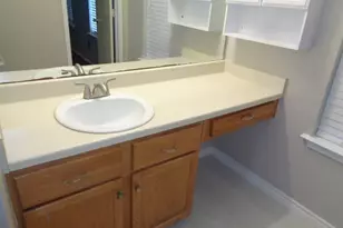 810 Oak W Dr, Houston, TX 77073 - Photo 27