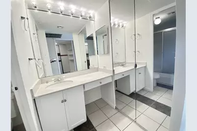 2016 Main Street #1612, Houston, TX 77002 - Photo 7
