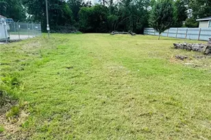 12806 Flagstaff Ln, Houston, TX 77049 - Photo 1