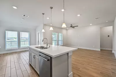 225 Magnolia Laurel Drive, Alvin, TX 77511 - Photo 15