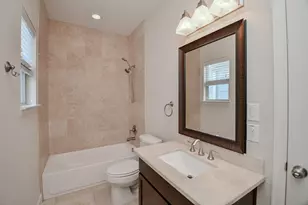 814 W 26th St, Houston, TX 77008 - Photo 27