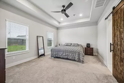 111 Creekside Lane, Lake Jackson, TX 77566 - Photo 17