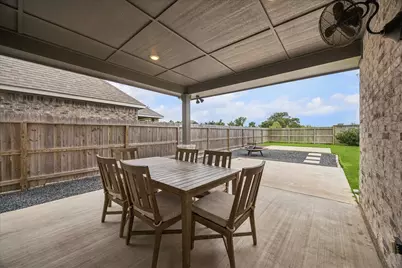 111 Creekside Lane, Lake Jackson, TX 77566 - Photo 33