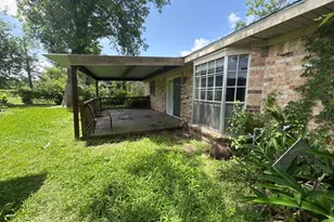 666 Overbluff St, Channelview, TX 77530 - Photo 3