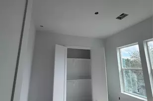 2711 Berry St, Houston, TX 77004 - Photo 13