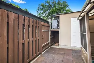 4085 Young St, Pasadena, TX 77504 - Photo 21