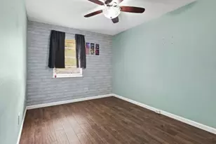 4085 Young St, Pasadena, TX 77504 - Photo 17