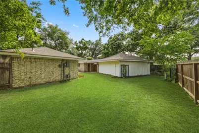 1103 Baymeadow Drive, Houston, TX 77062 - Photo 33