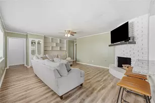 1103 Baymeadow Dr, Houston, TX 77062 - Photo 13