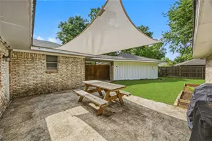 1103 Baymeadow Dr, Houston, TX 77062 - Photo 31