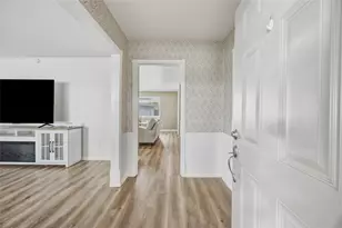 1103 Baymeadow Dr, Houston, TX 77062 - Photo 7