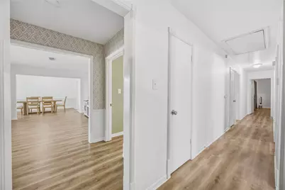 1103 Baymeadow Drive, Houston, TX 77062 - Photo 21