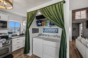 16538 Jean Lafitte Rd, Jamaica Beach, TX 77554 - Photo 15