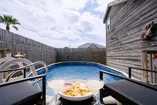 16538 Jean Lafitte Rd, Jamaica Beach, TX 77554 - Photo 3