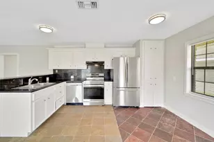 3315 S Braeswood Blvd, Houston, TX 77025 - Photo 11