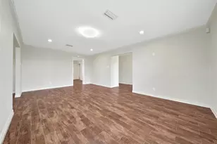 3315 S Braeswood Blvd, Houston, TX 77025 - Photo 7
