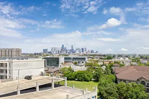 1701 Hermann Dr, Houston, TX 77004 - Photo 13