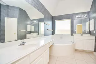 1816 Oak Lodge Dr, Pearland, TX 77581 - Photo 15