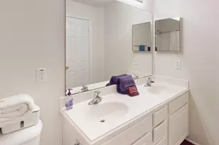 174 Queenscliff Ct, The Woodlands, TX 77382 - Photo 25