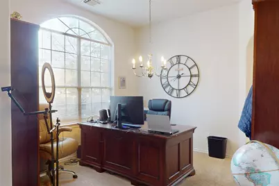 174 Queenscliff Court, The Woodlands, TX 77382 - Photo 9